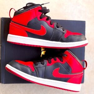 Jordan 1 Mid PS Size 1 Gym Red